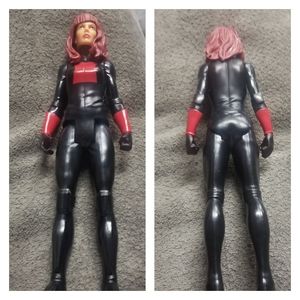 3/$20 EUC MARVELS BLACK WIDOW ACTION FIGURE